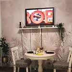 Apartman Un Coltisor De Rai - La O Privire De Centrul Vechi *