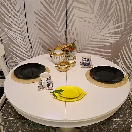 Appartement Un Coltisor De Rai - La O Privire De Centrul Vechi