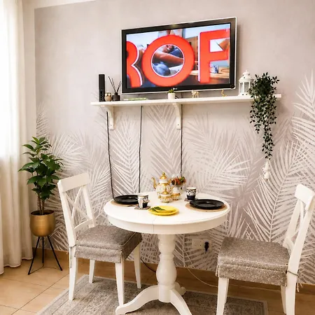 Apartment Un Coltisor De Rai - La O Privire De Centrul Vechi